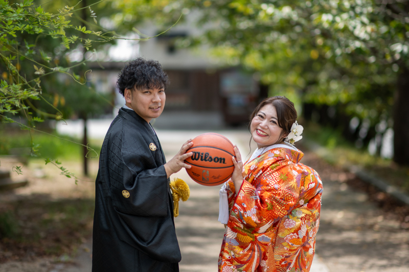 ボールを持つ姿