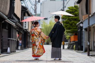 大覚寺と、京都らしさ溢れるロケーションで