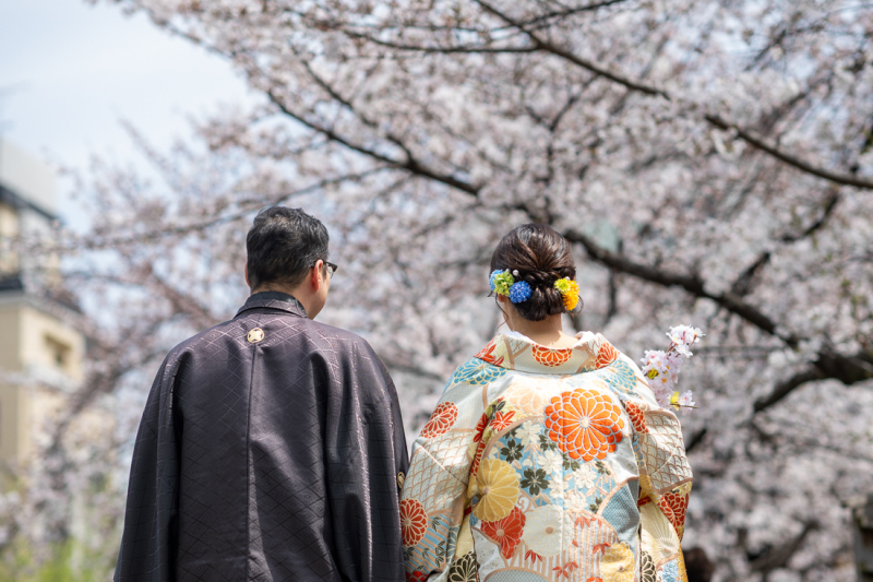 背中のシルエット