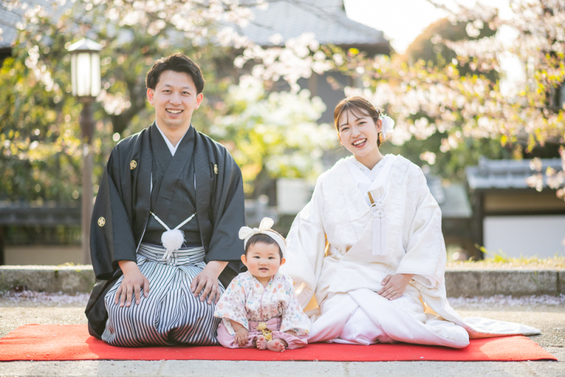 桜満開の景色と、家族みんなでの撮影