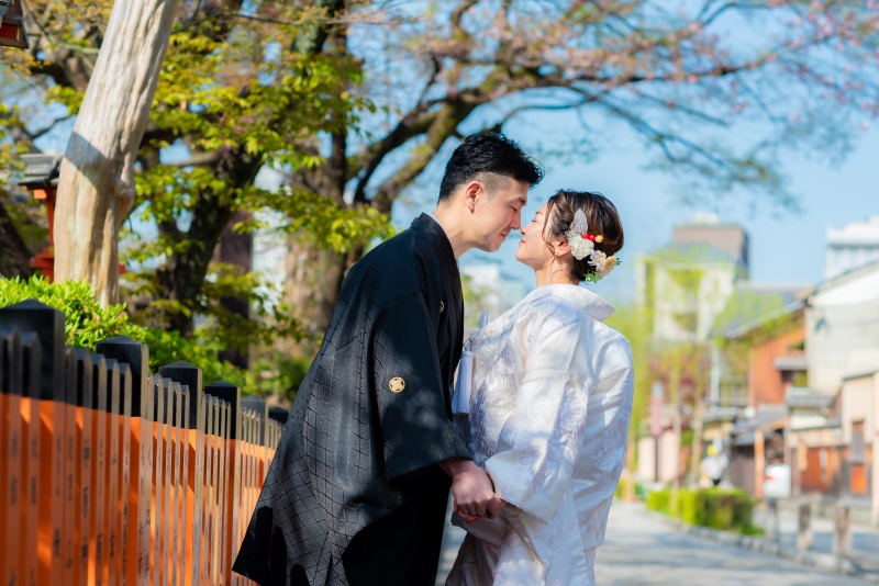 鼻と鼻をくっ付けて