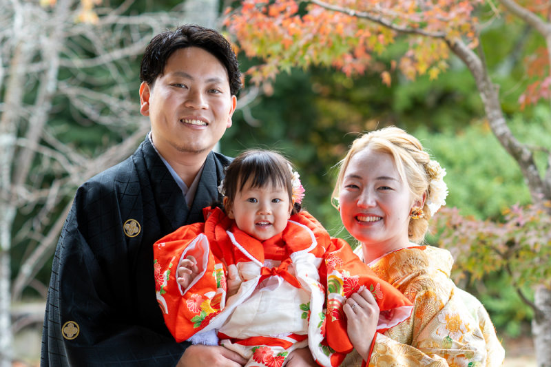 幸せな3人家族♬　ご家族様のお衣装も豊富に取り揃えております