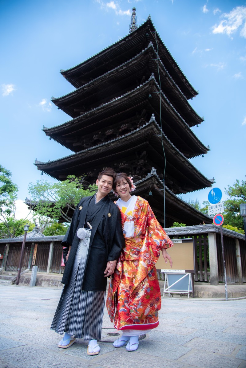 八坂の塔と青空