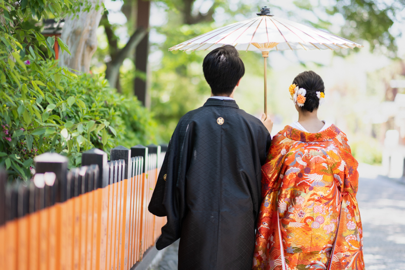 背中のシルエット