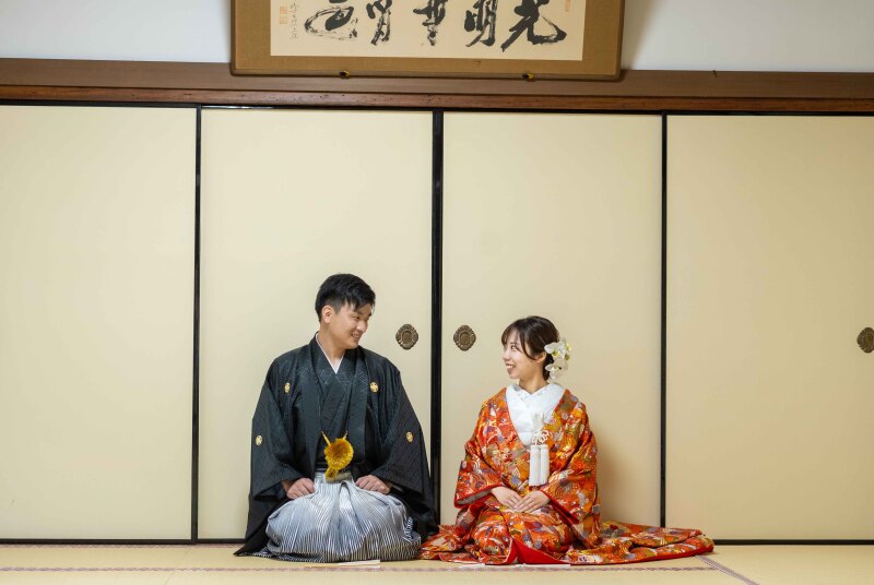 寺院ならではの正座シーン