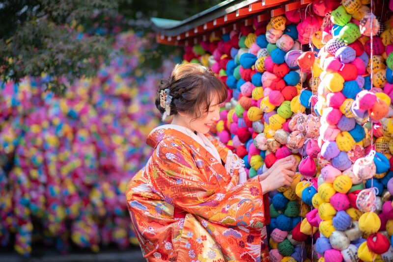 フォトウエディング華_色打掛・着物が豊富