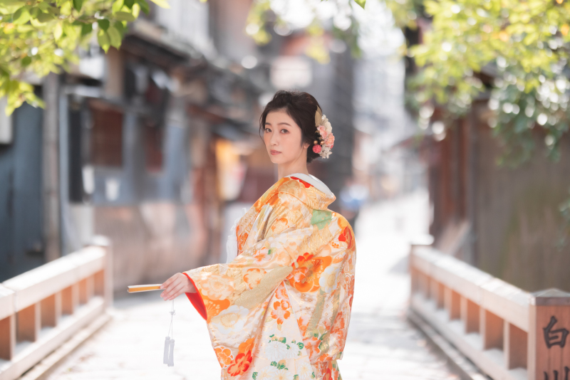 【13.2万円→9.9万円】和装ライト2着プラン:白無垢・色打掛+祇園白川+全データ込♪1日2組【10/28予約迄