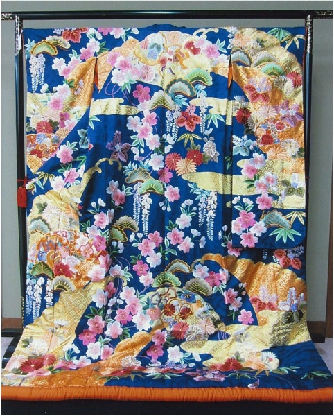 金彩四季寿花刺繍