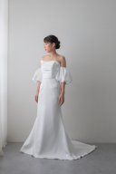 【ドラマで着用】 AULA