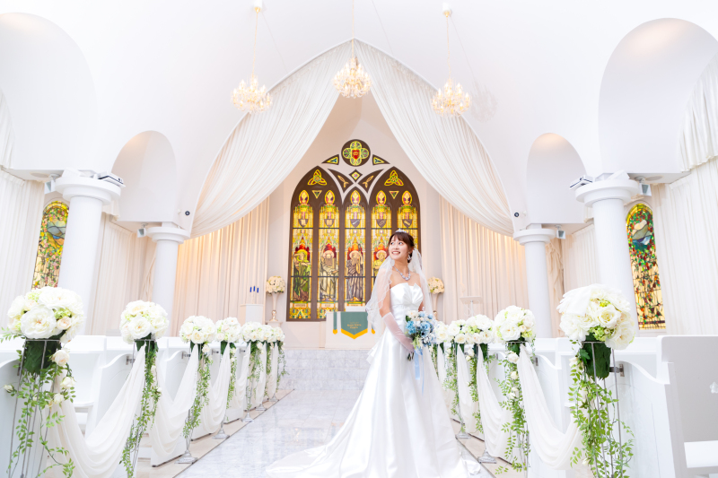 白基調の可愛いチャペル