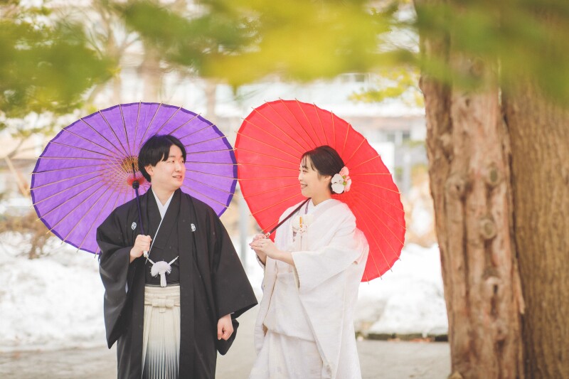 二人仲良く番傘