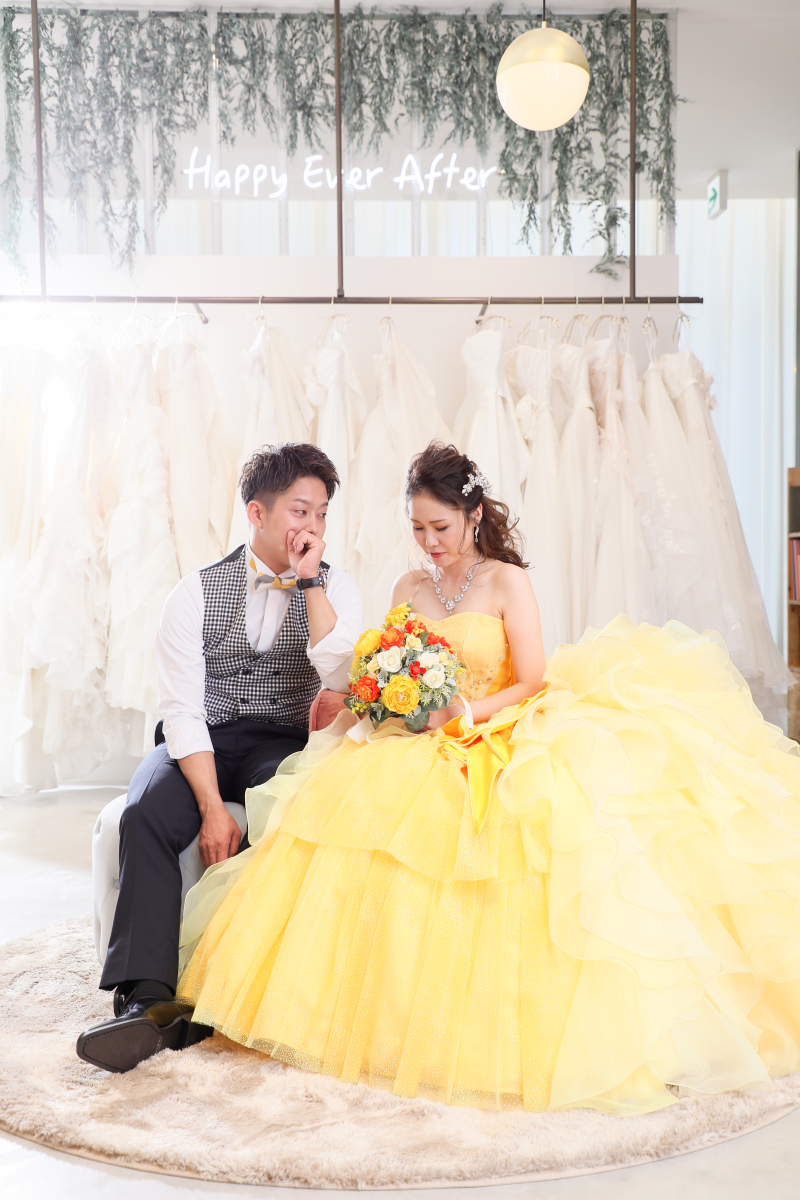 たくさんのドレスに囲まれて