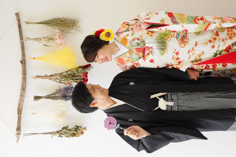 ドライフラワーの下で