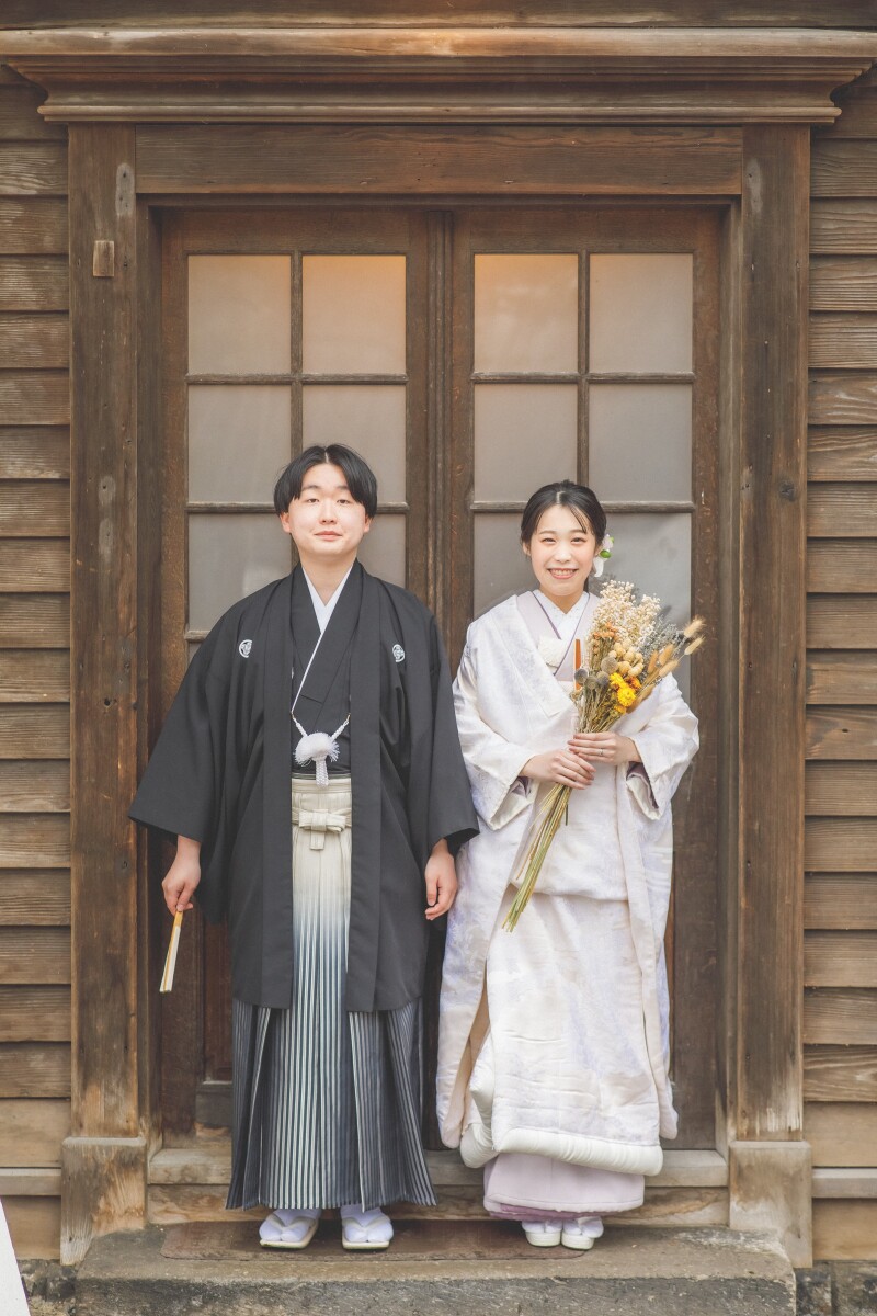 扉のまえで…。