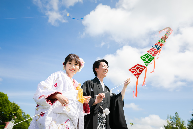 広大な空の下で