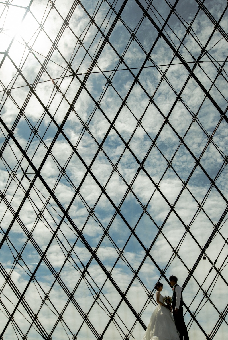 ガラスのピラミッド