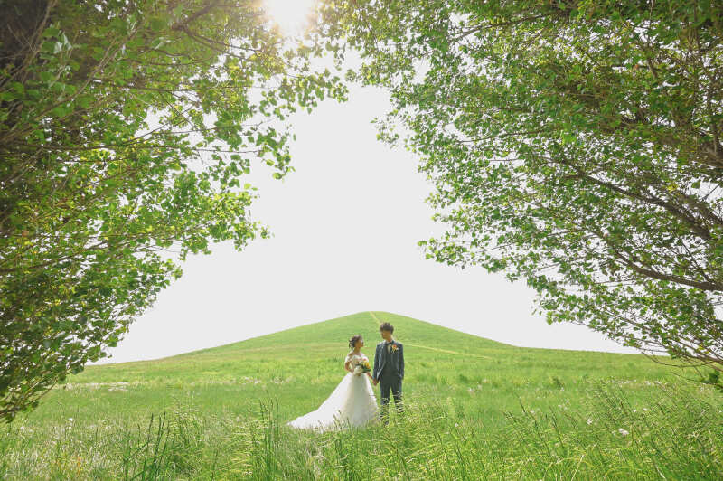 ワタベウェディング札幌フォトスタジオ_ロケーションフォト（モエレ沼公園）