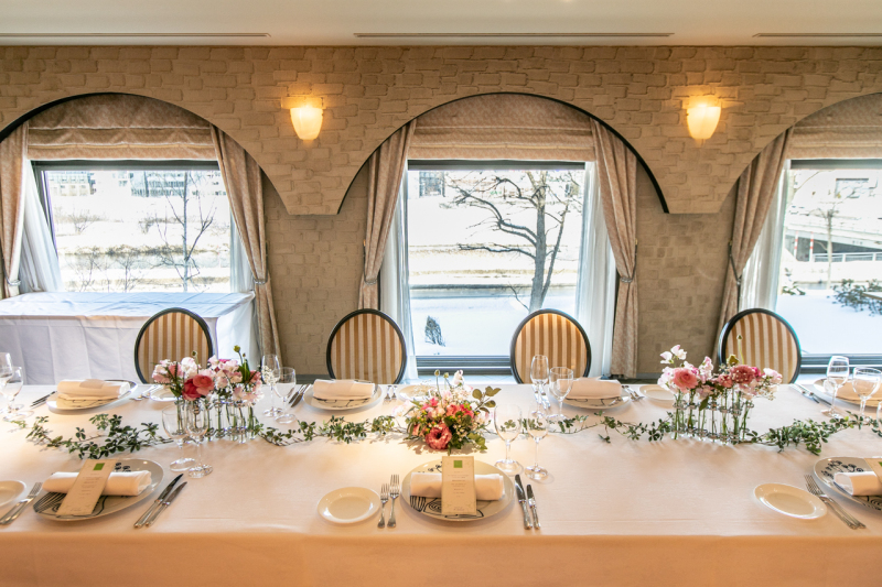 【フォト+会食】家族写真特典付き! 和装でも洋装でもOK~スタジオ2着撮影&会食プラン~