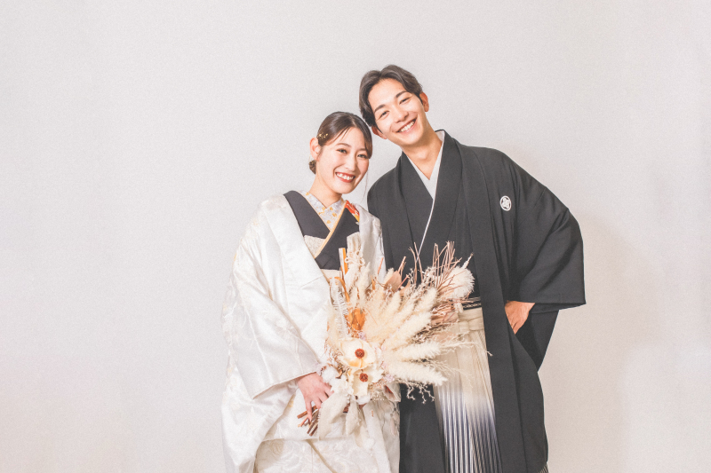 【フォト+会食】家族写真特典付き! 和装でも洋装でもOK~スタジオ2着撮影&会食プラン~