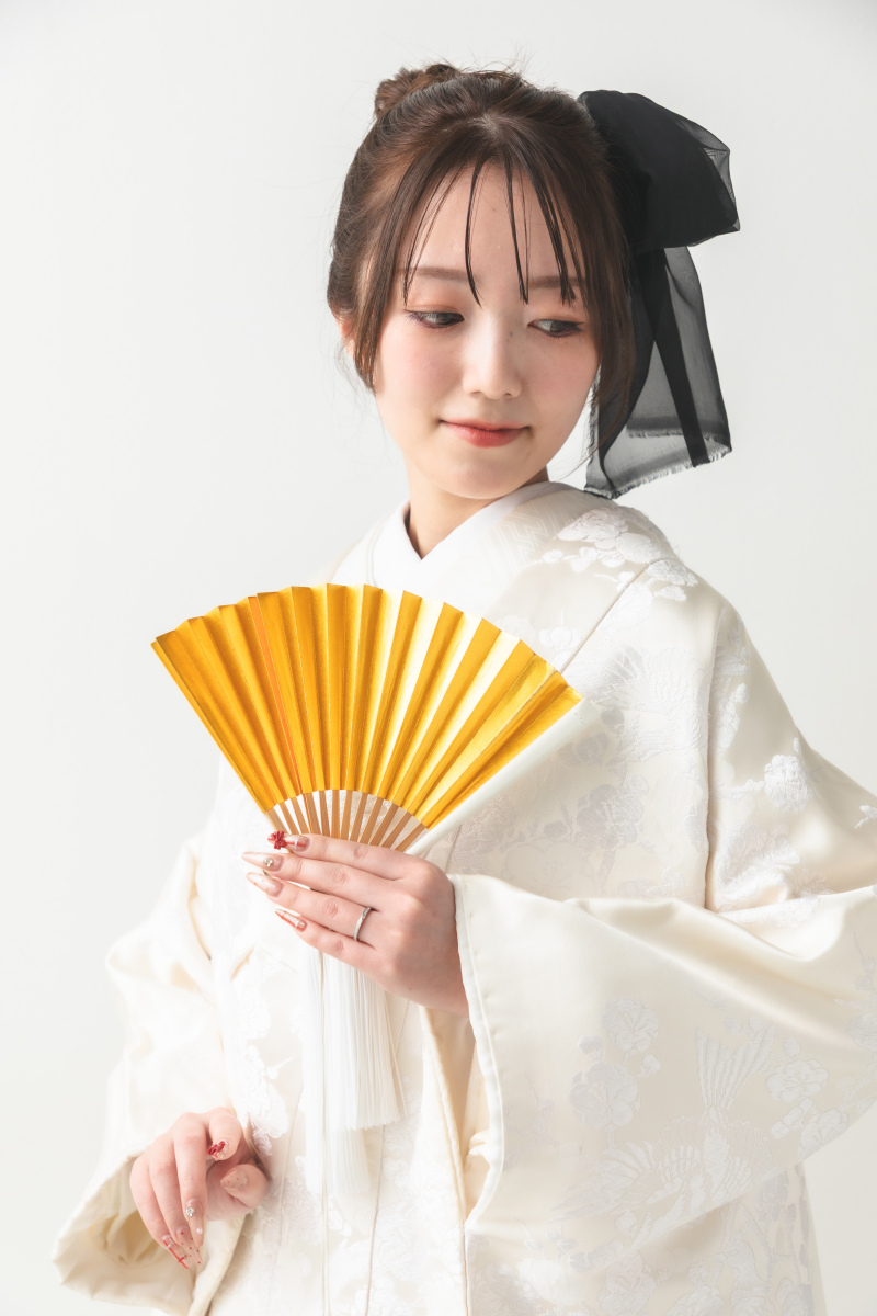 和装姿をより美しく彩る扇子