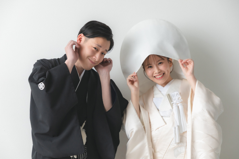 綿帽子を被って