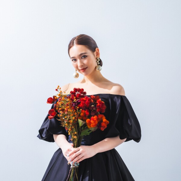 ワタベウェディング福岡フォトスタジオ_カラードレスが豊富