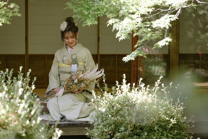 ワタベウェディング福岡フォトスタジオ_庭園で撮影できる