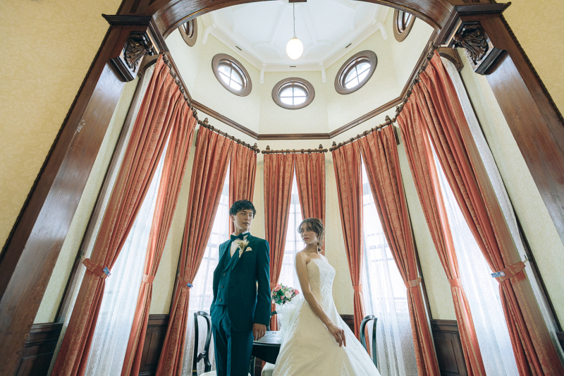 ワタベウェディング福岡フォトスタジオ_ウエディングドレスが豊富