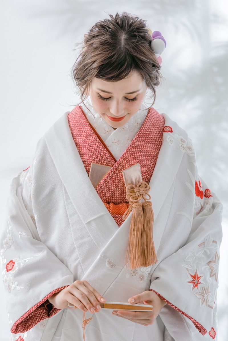 ワタベウェディング福岡フォトスタジオ_色打掛・着物が豊富