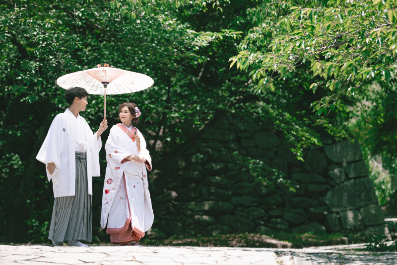 ワタベウェディング福岡フォトスタジオ_庭園で撮影できる