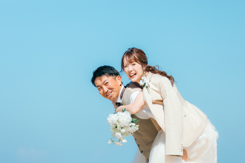 今だけ３万OFF！【ももち海浜公園】洋装フォトプラン（衣裳1着）新婦ヘアメイク＋着付＋衣裳小物＋髪飾り＋全データ150カット納品