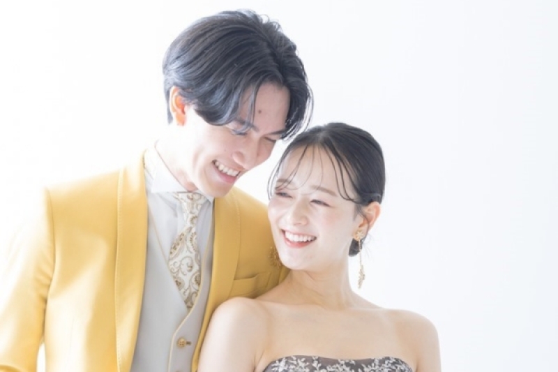 【和装or洋装スタジオフォトプラン】（衣裳2着）新婦ヘアメイク＋着付＋衣裳小物＋髪飾り＋全データ100カット納品
