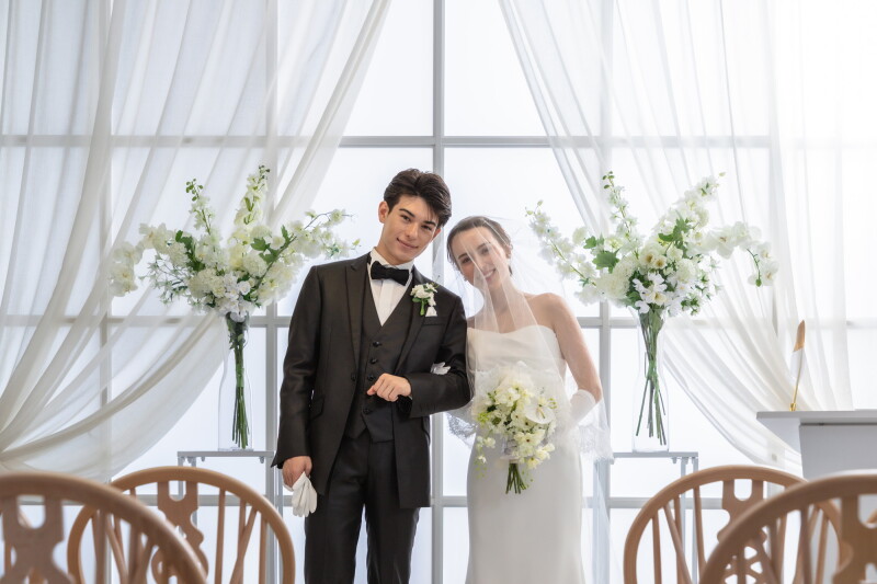 【年内撮影先取り！】新婦3着(和洋装)✦30％オフ✦スタジオ撮影プラン《全データ付》
