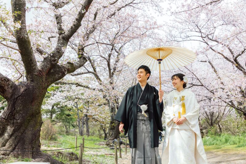 今だけ３万OFF！【舞鶴公園】全カットプラン（衣裳1着）新婦ヘアメイク＋着付＋衣裳小物＋髪飾り＋全データ150カット納品