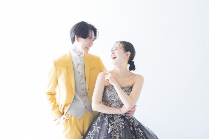 【和装or洋装スタジオフォトプラン】（衣裳2着）新婦ヘアメイク＋着付＋衣裳小物＋髪飾り＋全データ100カット納品