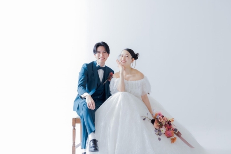 【和装or洋装スタジオフォトプラン】（衣裳2着）新婦ヘアメイク＋着付＋衣裳小物＋髪飾り＋全データ100カット納品