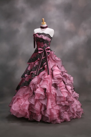 ピンクブラック