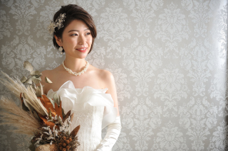 ウエディングドレスの着放題でスタジオ撮影！