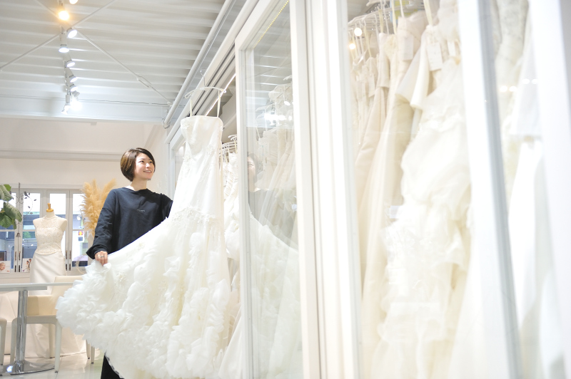 まずは、衣装選び。着放題プランだから、迷わない！