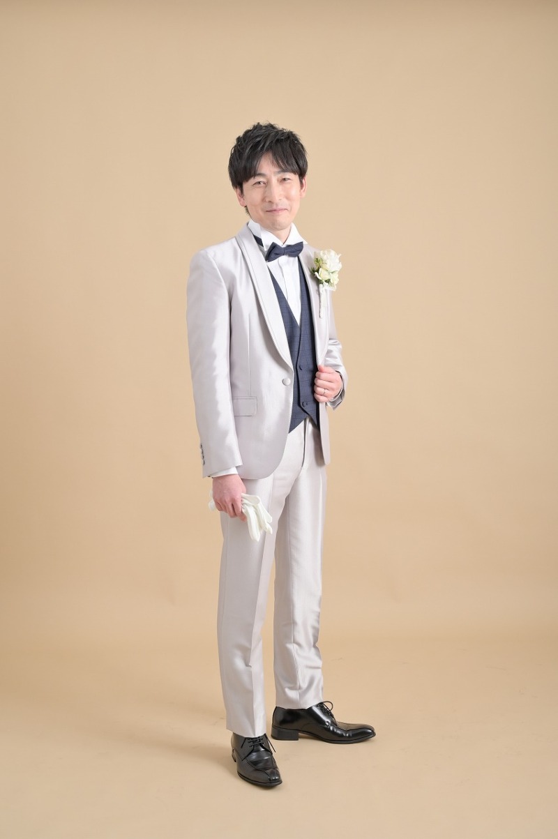 ご新郎も格好よくポーズ決め♪