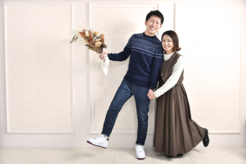 私服でウエディング用フォト!スタジオ3ポーズ30ショット 全データーお渡しプラン