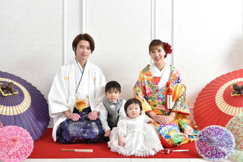 10月11月 お子様と一緒に撮影♪しかも、追加料金はなし♪【洋装+和装】スタジオフォトプラン 140ショットデーター付
