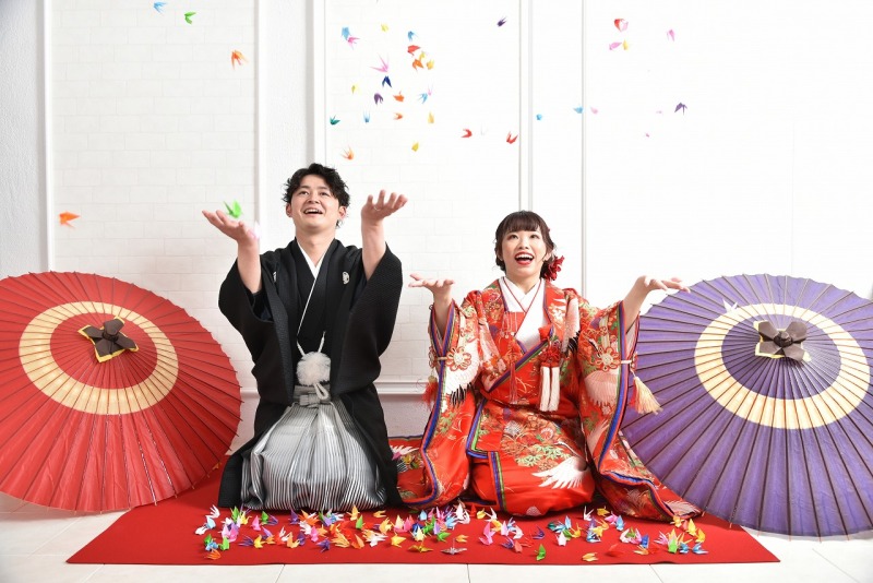 6月限定日☆当日完結【1日限定1組】洋装または和装スタジオフォトプラン。全データ70カット付き81,400円&rarr;59,400円