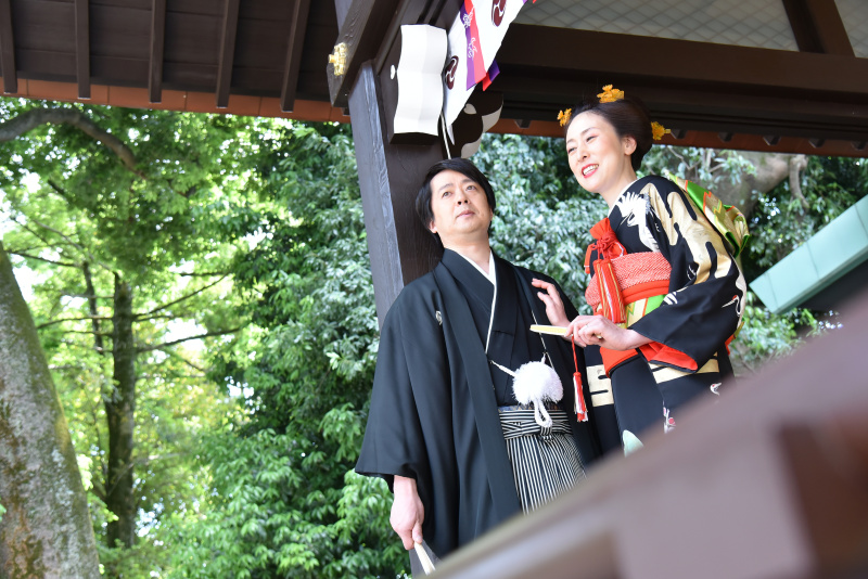 【11月挙式】ご家族と一緒に神社にて神前式(白無垢・綿帽子)+境内ロケーションフォト(色打掛)180カット全データ付き 初穂料込