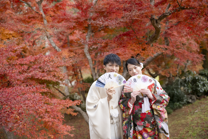 紅葉フォト受付開始。秋だけの特別ロケーションプラン