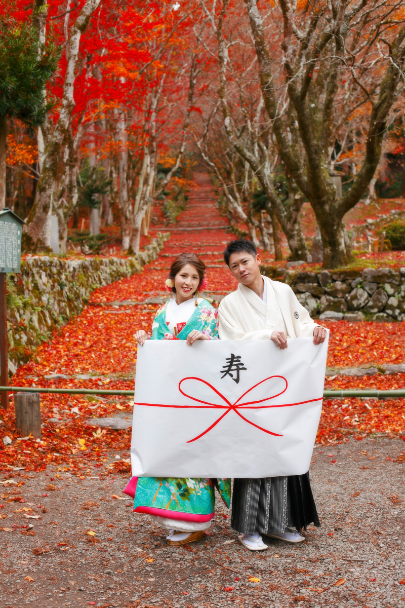 「鶏足寺」紅葉フォトプラン
