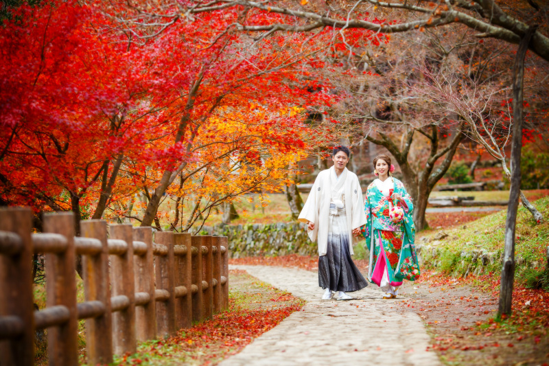 「鶏足寺」紅葉フォトプラン