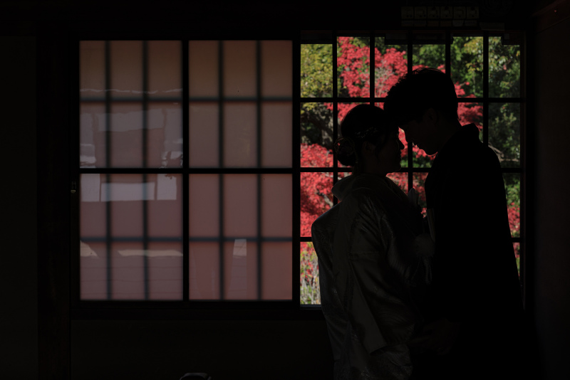 紅葉フォト受付開始。秋だけの特別ロケーションプラン