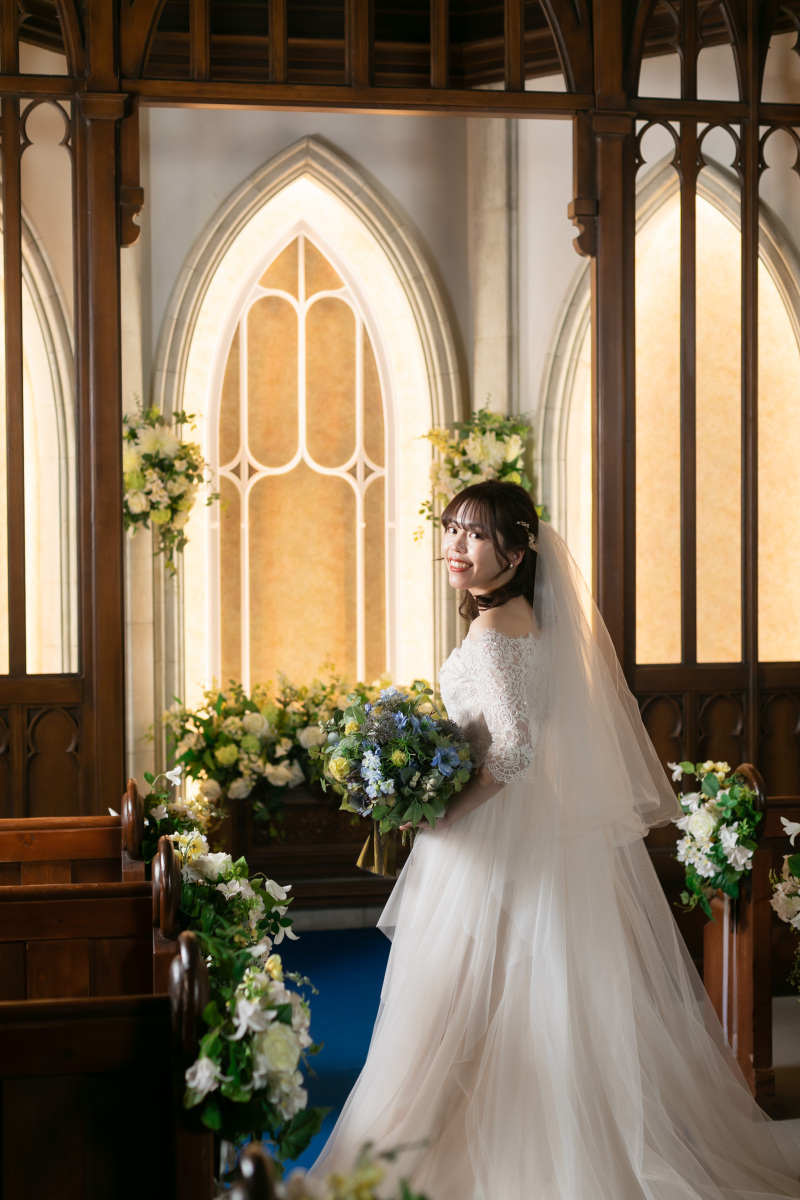 チャペルでウェディングならではのベールカット