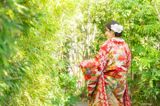 スタジオ併設の中庭での撮影も♪